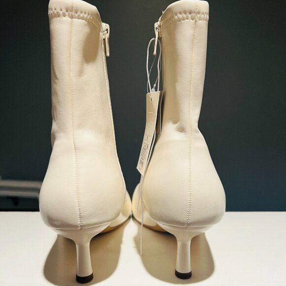 NW|White Mid-Heel Sock Boots|Size 9|Faux Leather|Pointed Toe Ankle Booties - Picture 4 of 6
